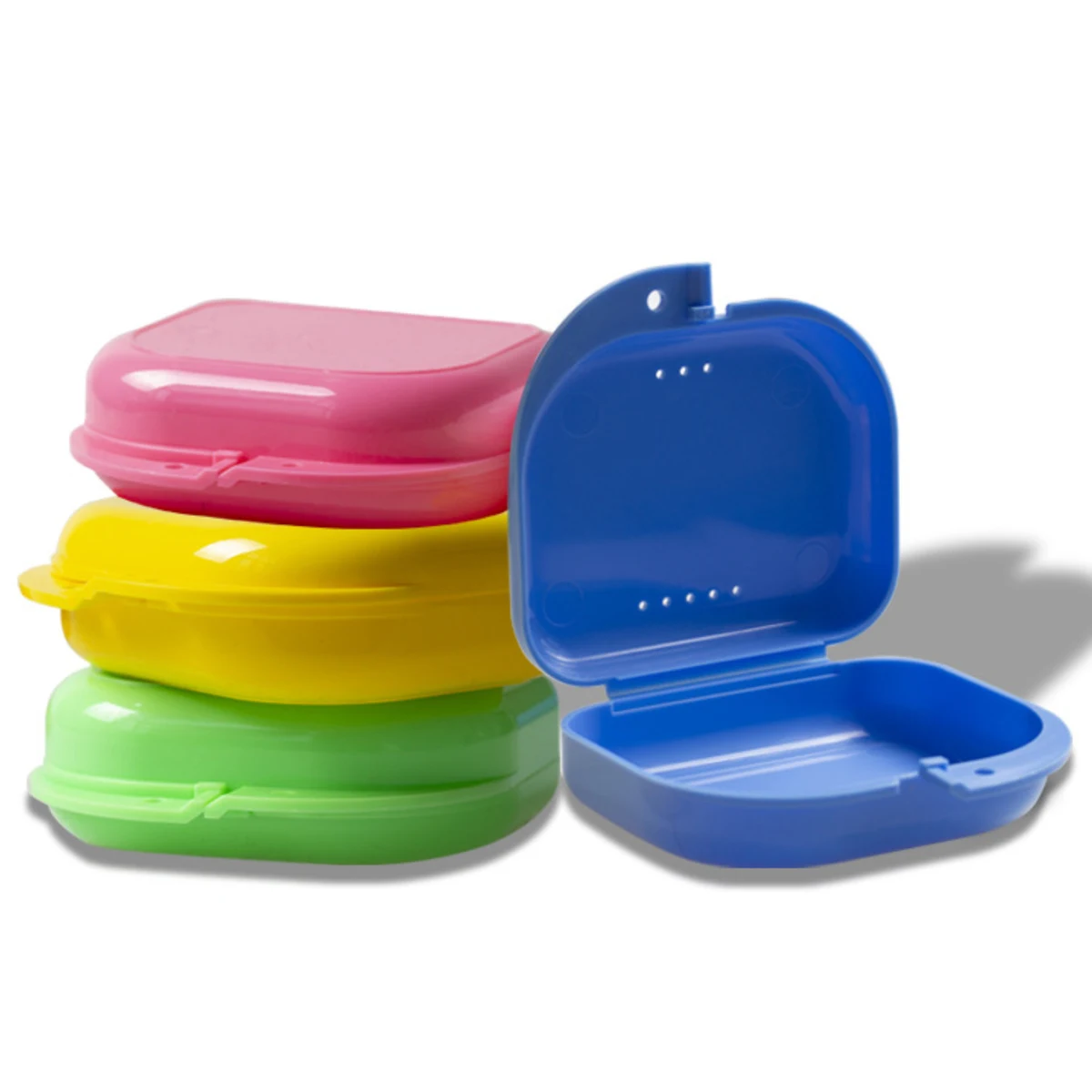 Dental Retainer Case with Vent Holes 1