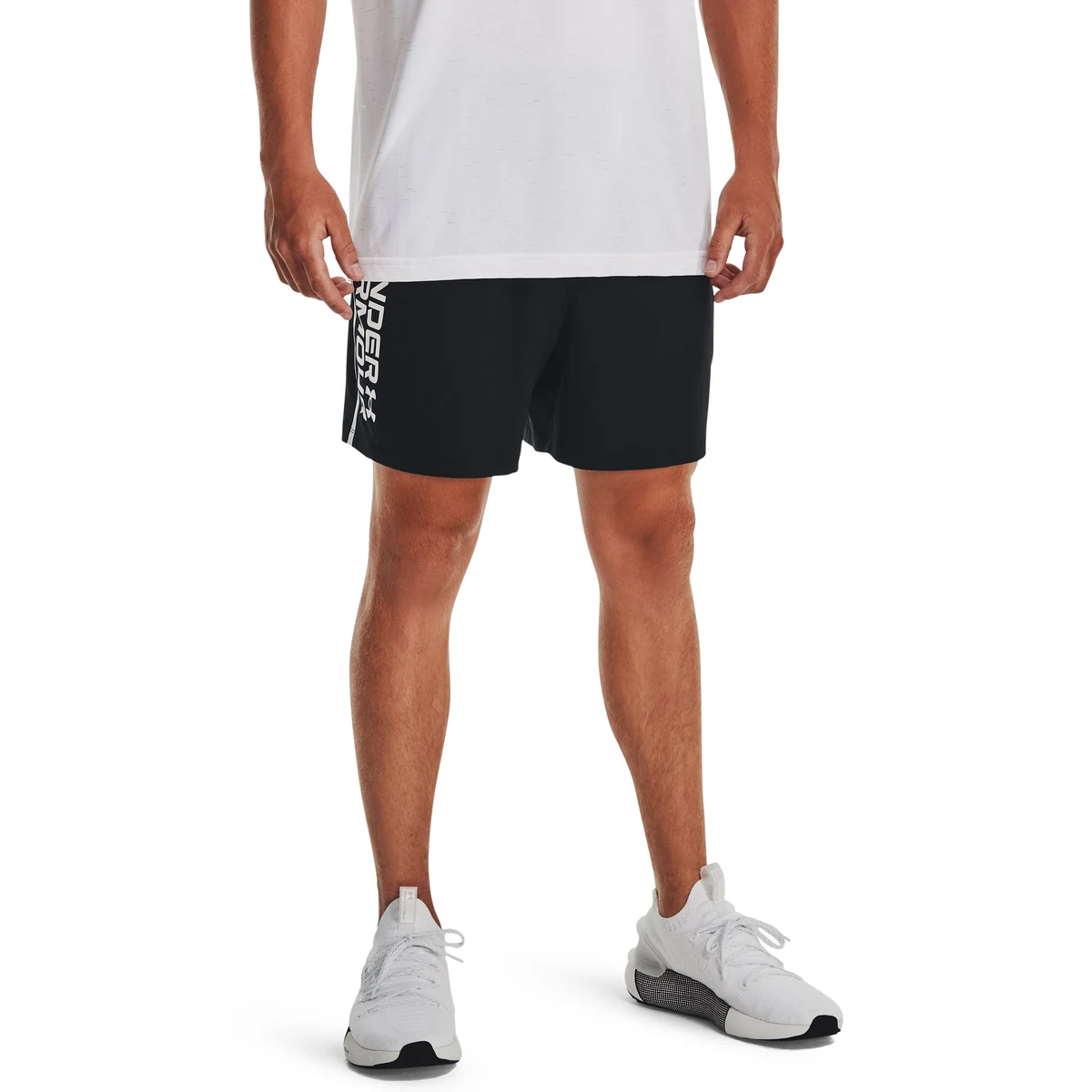 UA Qualifier Wordmark Men's 5 Shorts 1