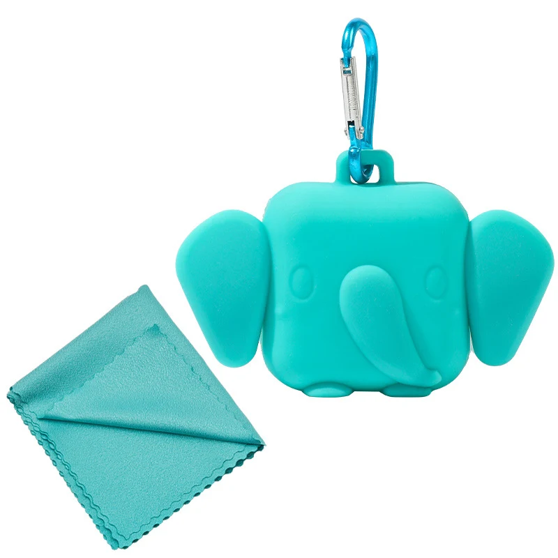 Carabiner Foldable Quick Dry Sports Towel 1