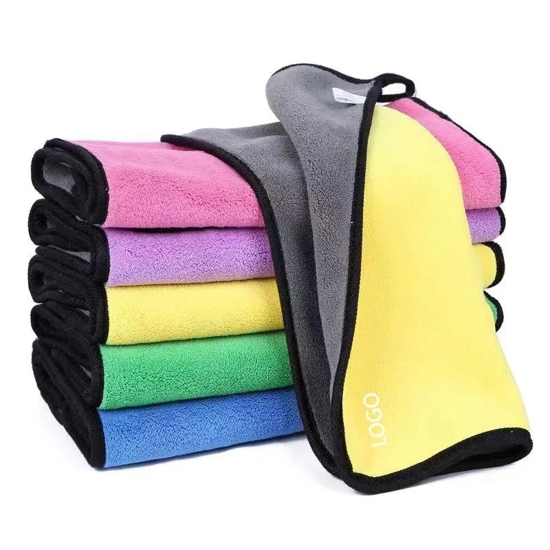 A 15.75" X 15.75" Microfiber Car Drying Towel 1