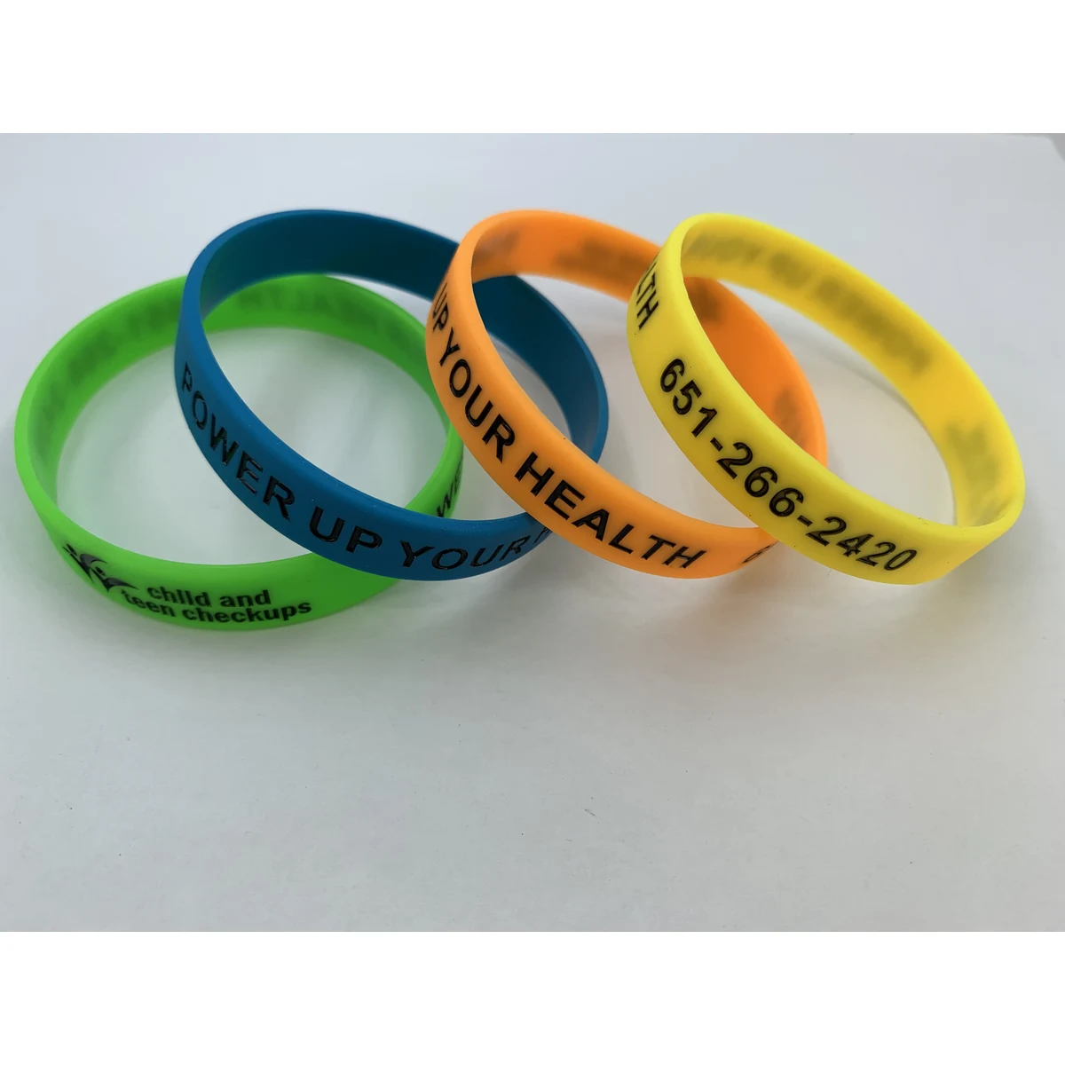 Debossed silicone bracelet with color filled 1