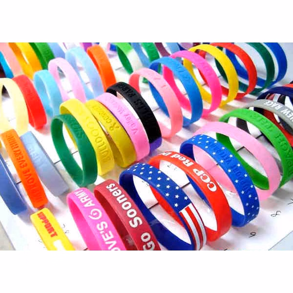 SM00001 Silk Screen/Deboss/Emboss Silicone bracelets / wristbands