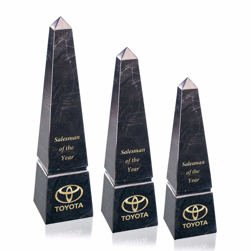 Groove Marble Obelisk Award - Black