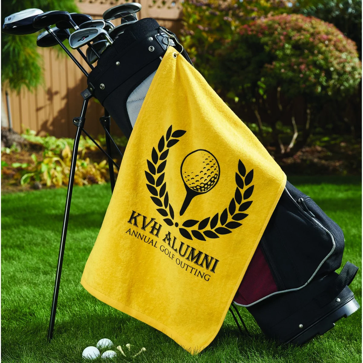 Quick Dry 200G Micro Fiber Golf Towel w/ Grommet & Hook 1