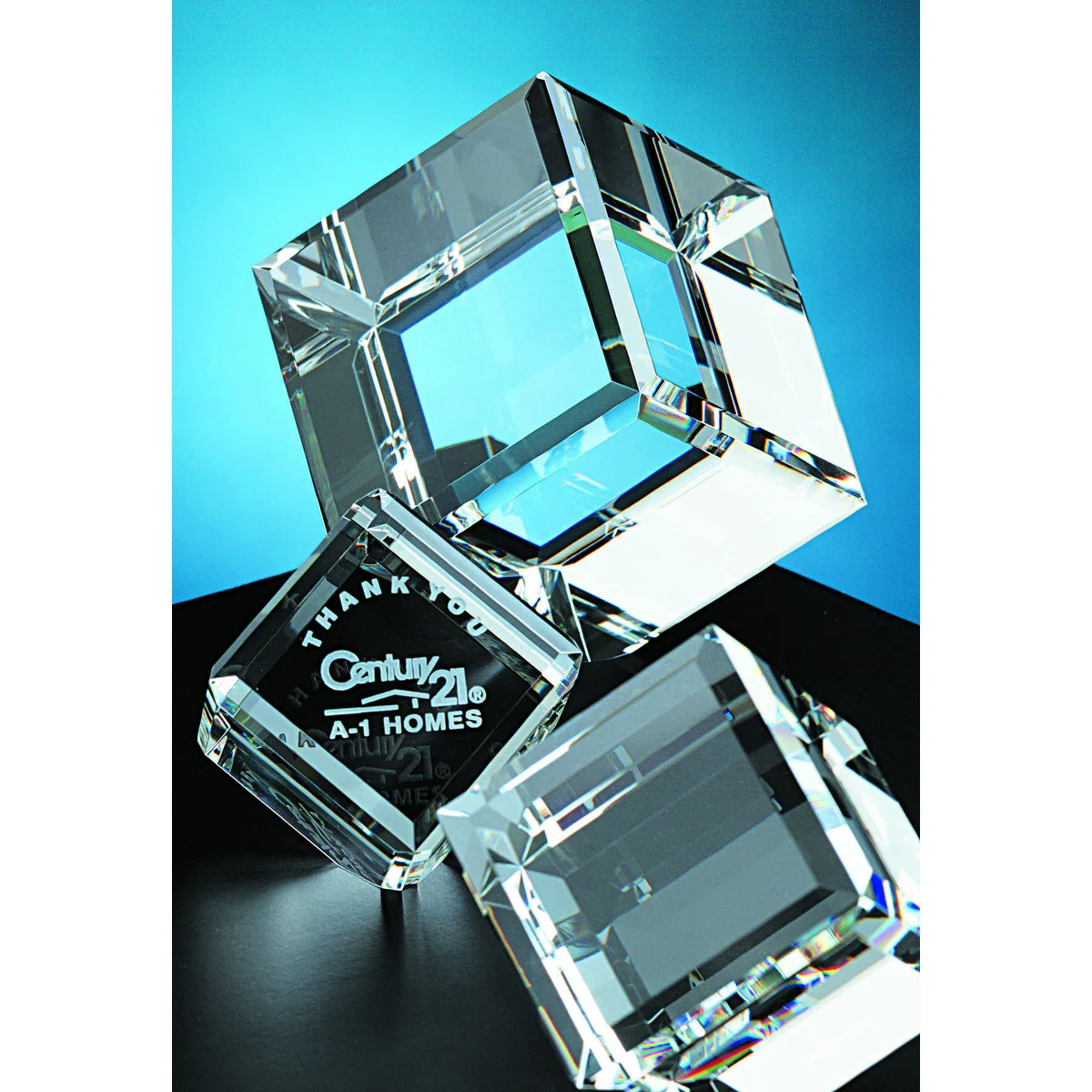 Crystal Standing Beveled Cube Award (2"x2") 1