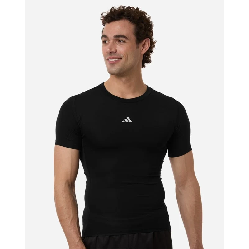 Adidas Men's Techfit Compression T-Shirt - AT130 1