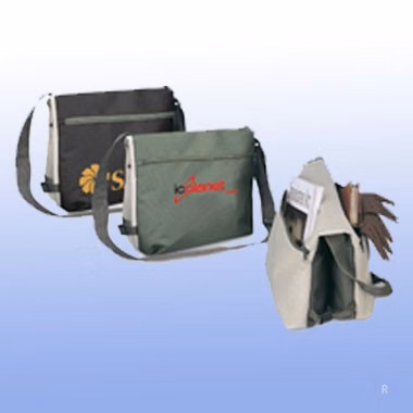 RIVERSIBLE MESSENGER BAG