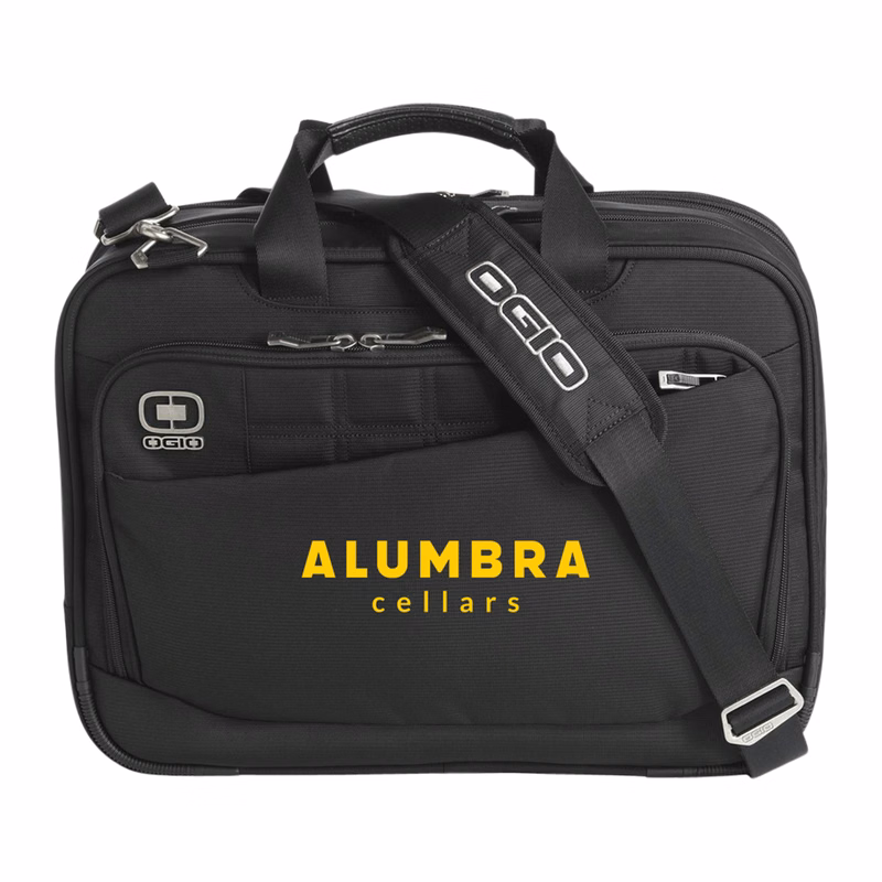 OGIO Element Messenger