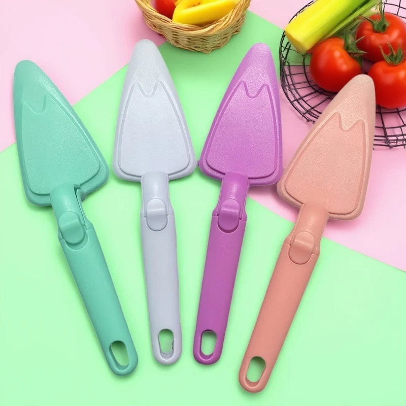 Pushable Pizza Cake Shovel 1