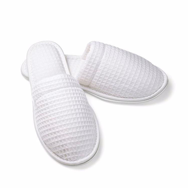 Woman's Closed Toe Waffle Slipper