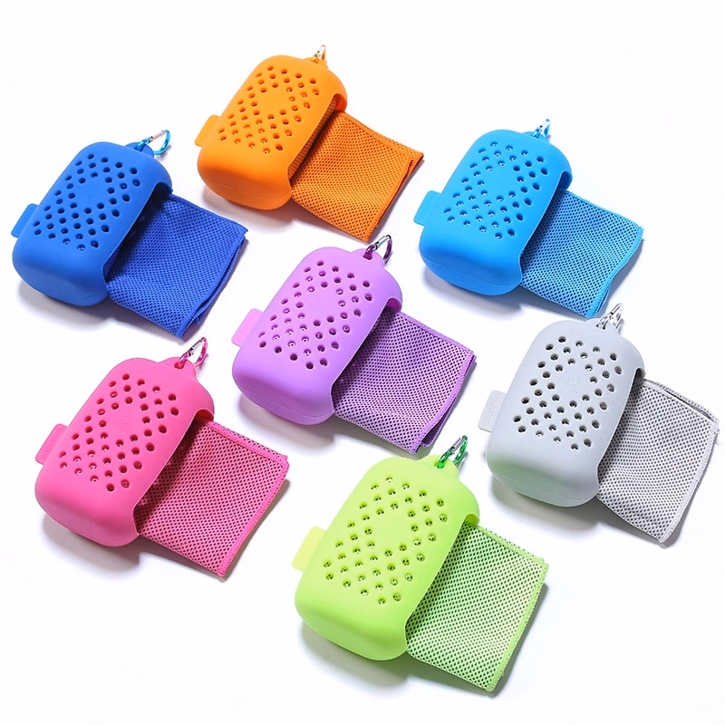 Sports Quick Dry Towel with Silicone Storage Bag