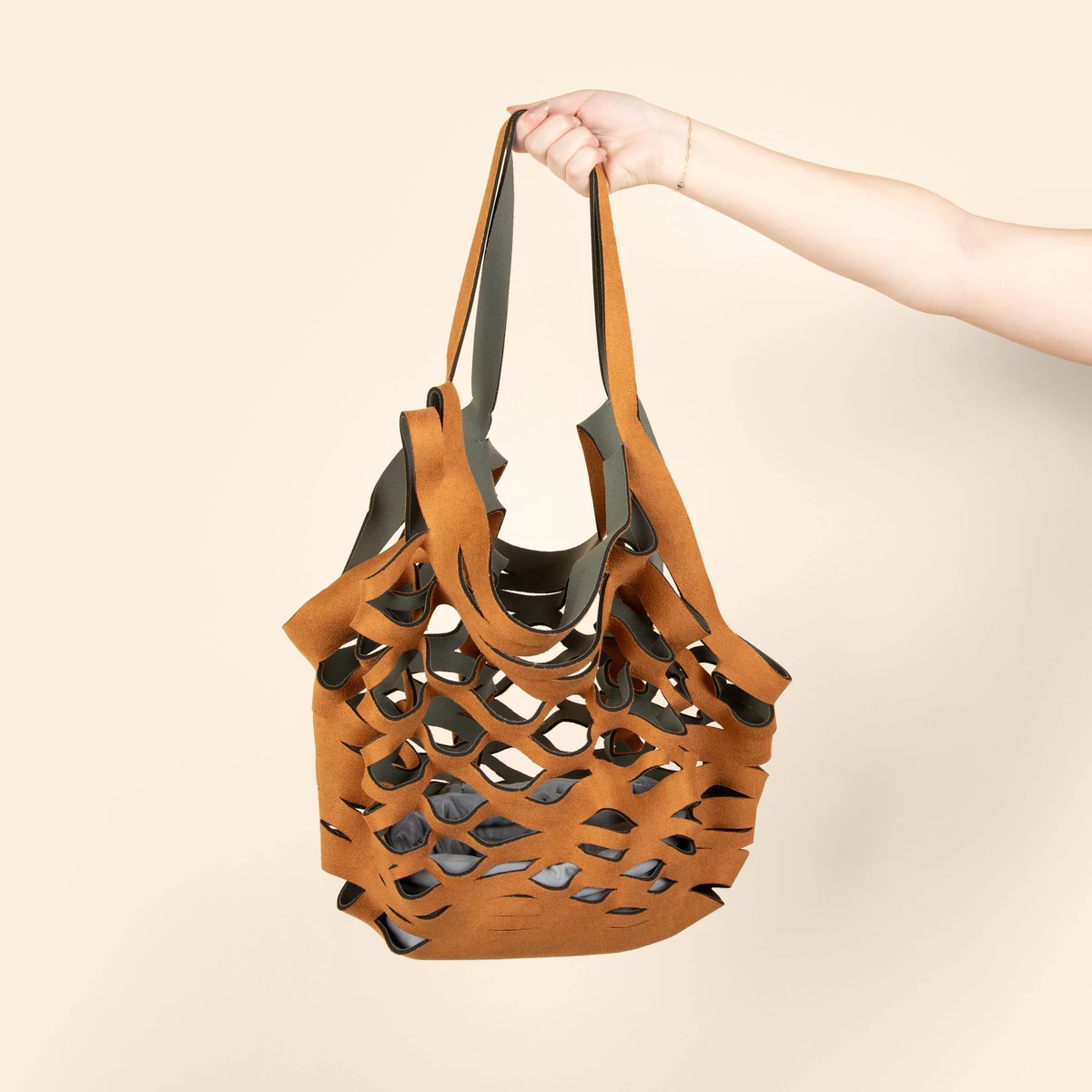 SEASIDE TOTE - SUEDE-ISH NEOPRENE 1