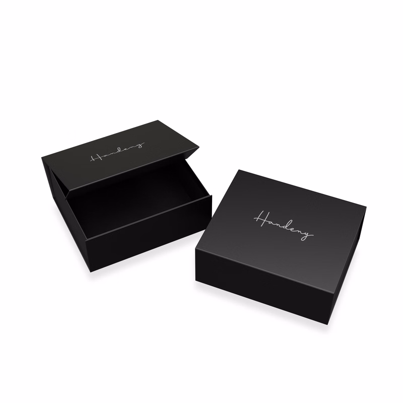 Medium Matte Black Magnetic Gift Box