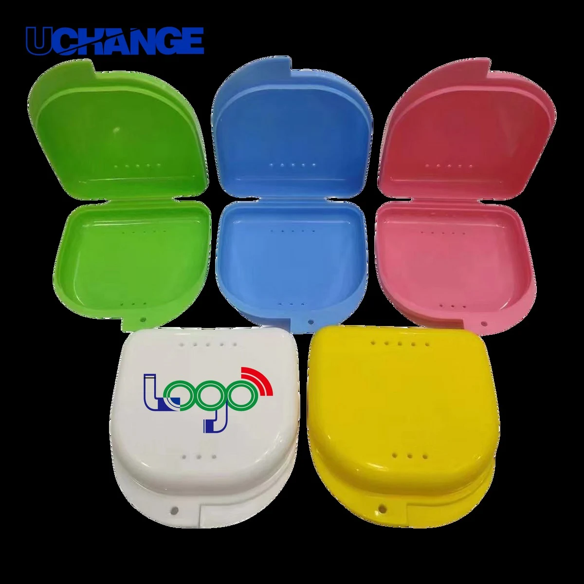 Portable Plastic Retainer Case 1