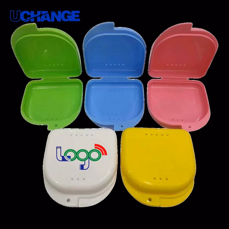 Portable Plastic Retainer Case