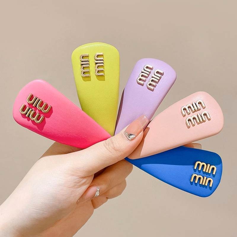 Drop-Shaped Clips