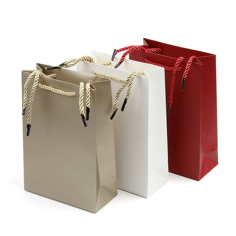 Small Jewelry Environmental Fashion Paper Bag 1