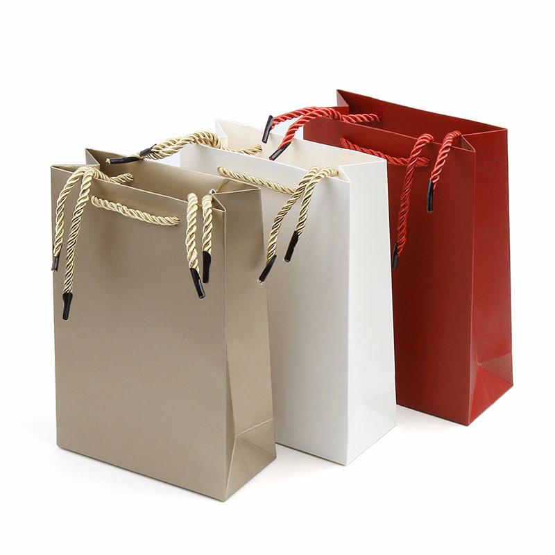 Small Jewelry Environmental Fashion Paper Bag
