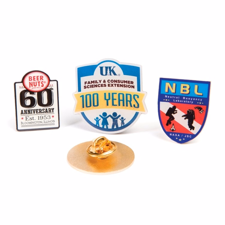 1.5" Offset Printed Pricebuster Lapel Pin