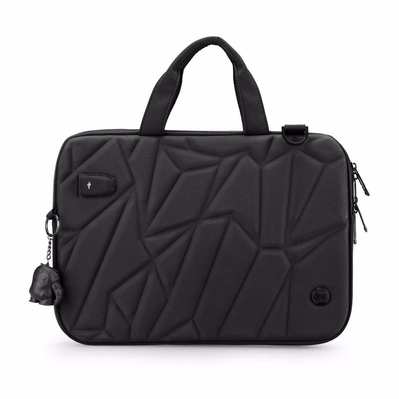 SwissDigital® VACALLO USB Charging Port Stylish 16″ Laptop Sleeve