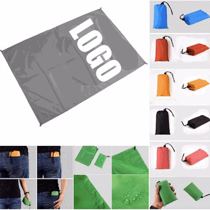 Travel Beach Blanket / Waterproof Pocket Blanket