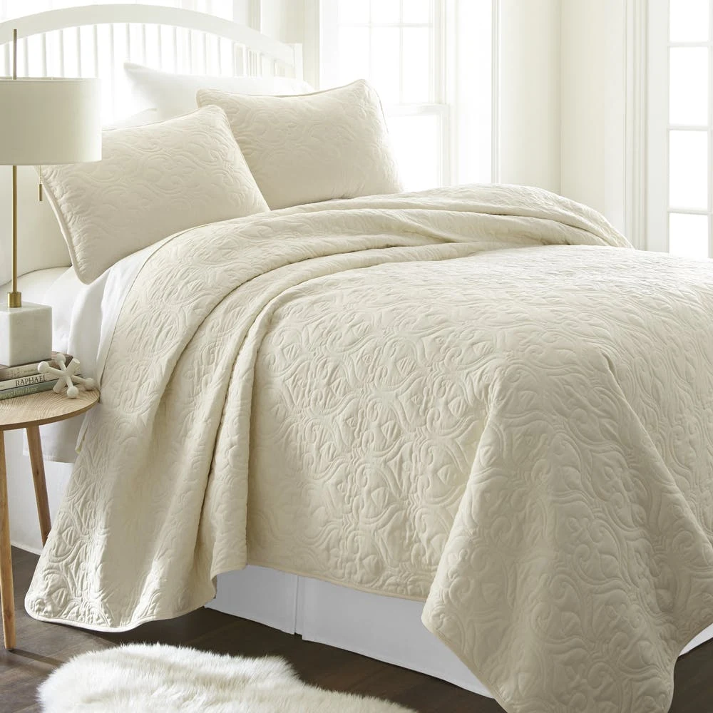 Premium Quilted Coverlet Sets - Ivory King Damask Pattern 3 Piece 1