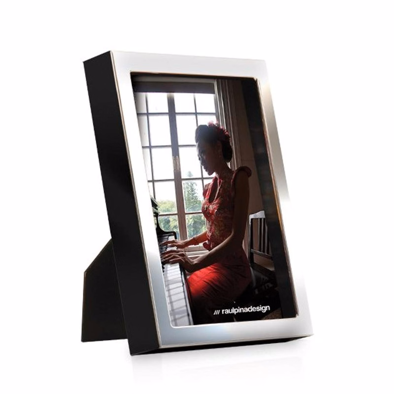 Luna Picture Frame
