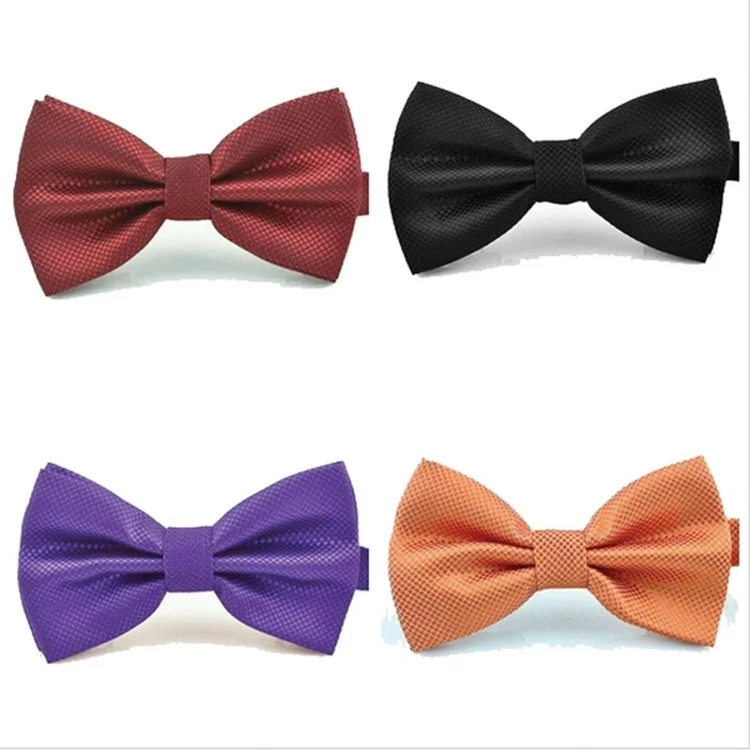 Classic Grid Gentleman Bowtie 1