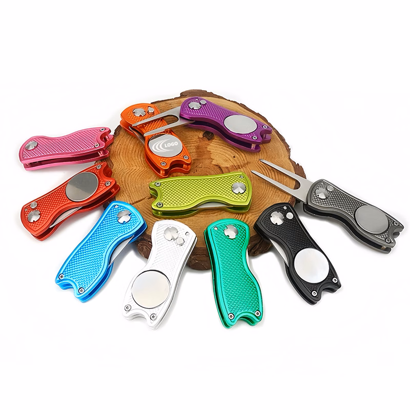 Compact Foldable Metal Golf Divot Tool