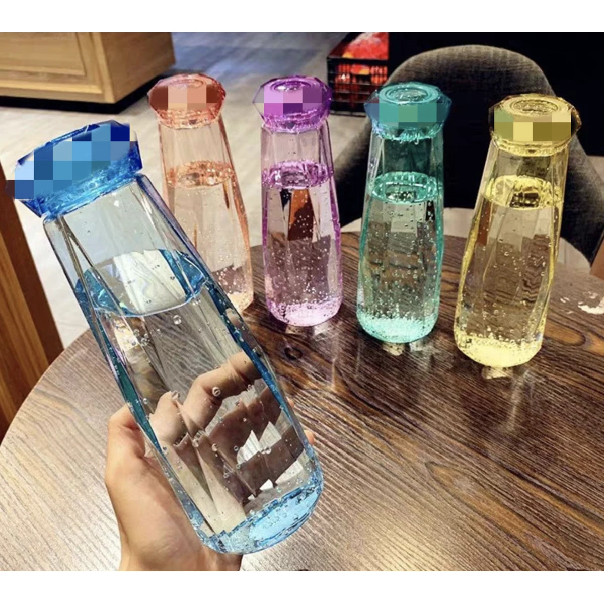 17 Oz Rhombus Borosilicate Glass Waterbottle 1