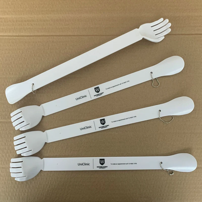 Plastic Back Scratchers with Shoe Horns 1