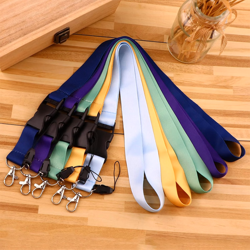 4/5" Silkscreened Flat Lanyard w/ Sew on Breakaway4/5"