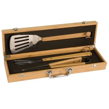 Eco-friendly 3-piece barbecue set in Bamboo Case 1
