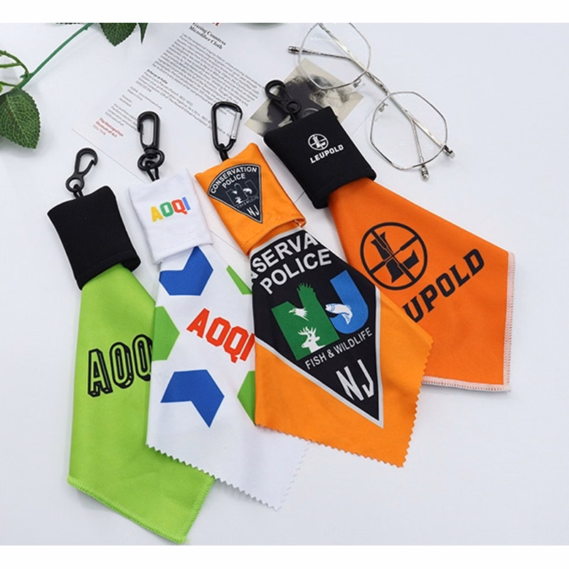 Microfibers Cleaners with a Pouch