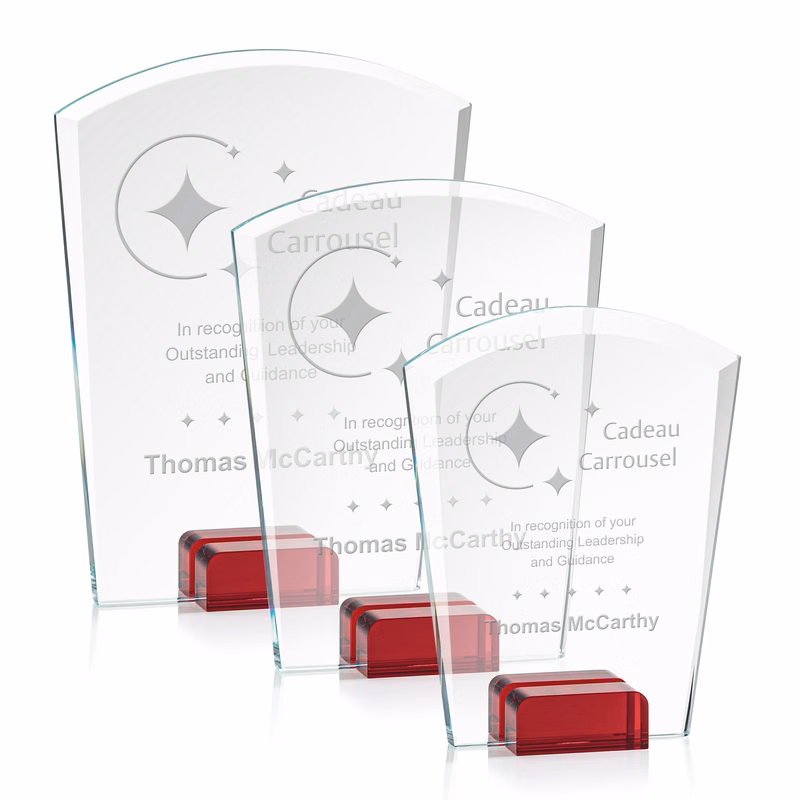 Lola Award - Red