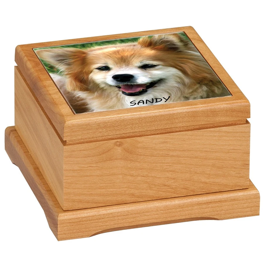 Red Alder Pet Urn 1
