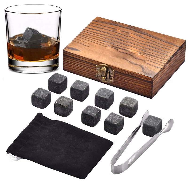 Whiskey Rocks Glasses Gift Set