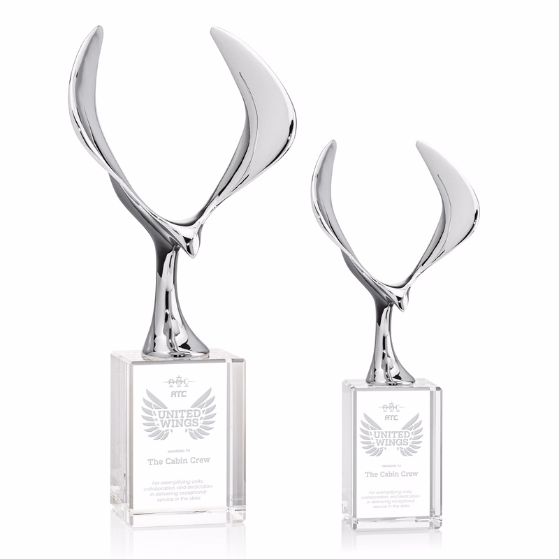 Maverick Eagle Award on Lexington Base - Clear