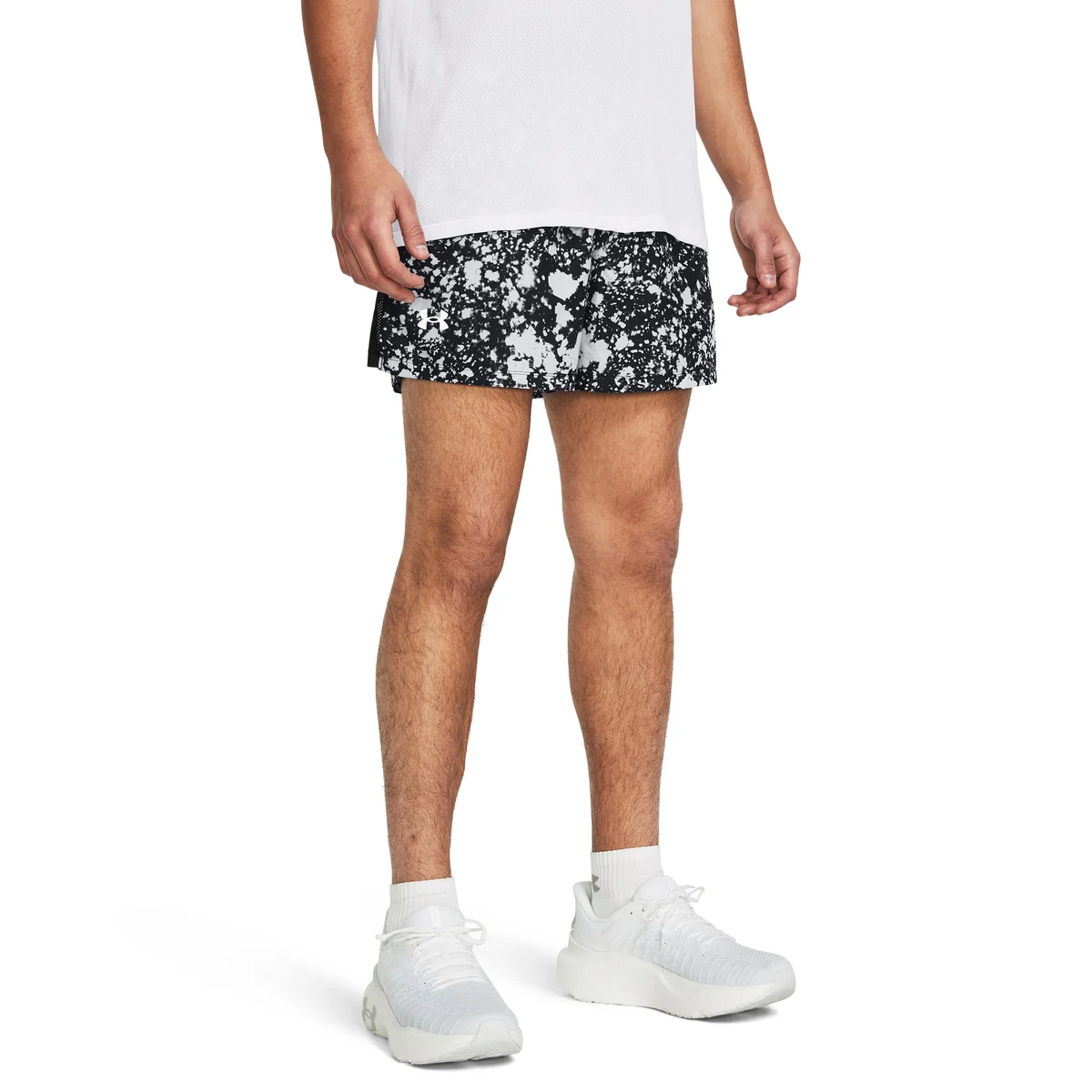 UA Launch Men's 5 Shorts 1