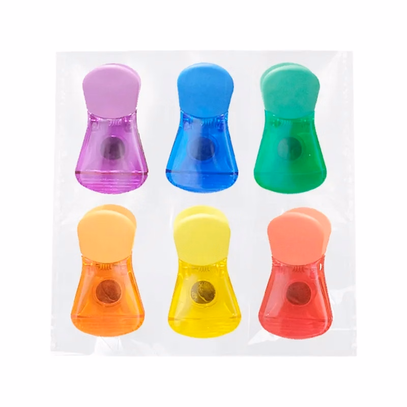 Translucent Magnetic Clip W/ Opaque Tips