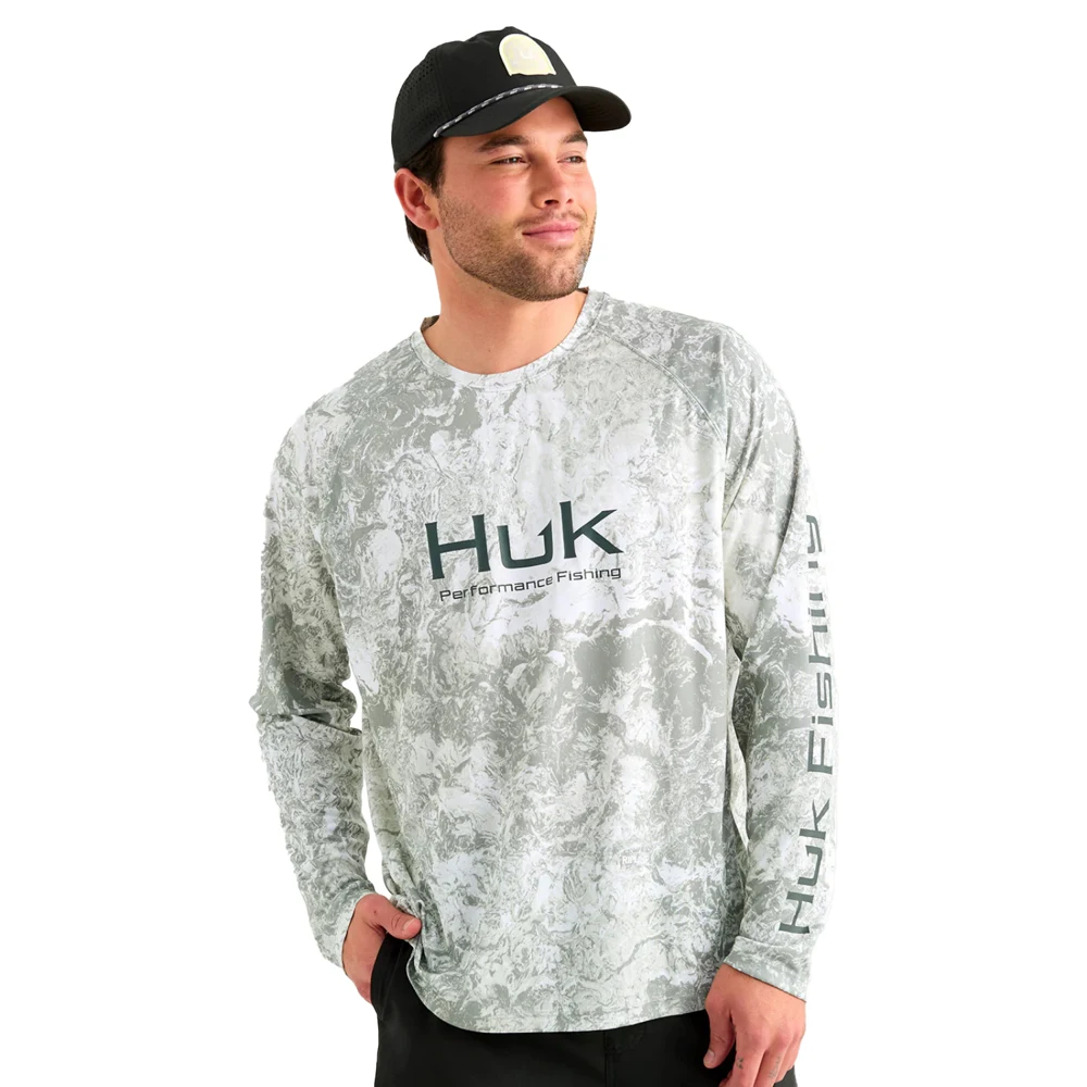 Huk® Men's Mossy Oak UVGuard Performance Hoodie with Custom Logo 1