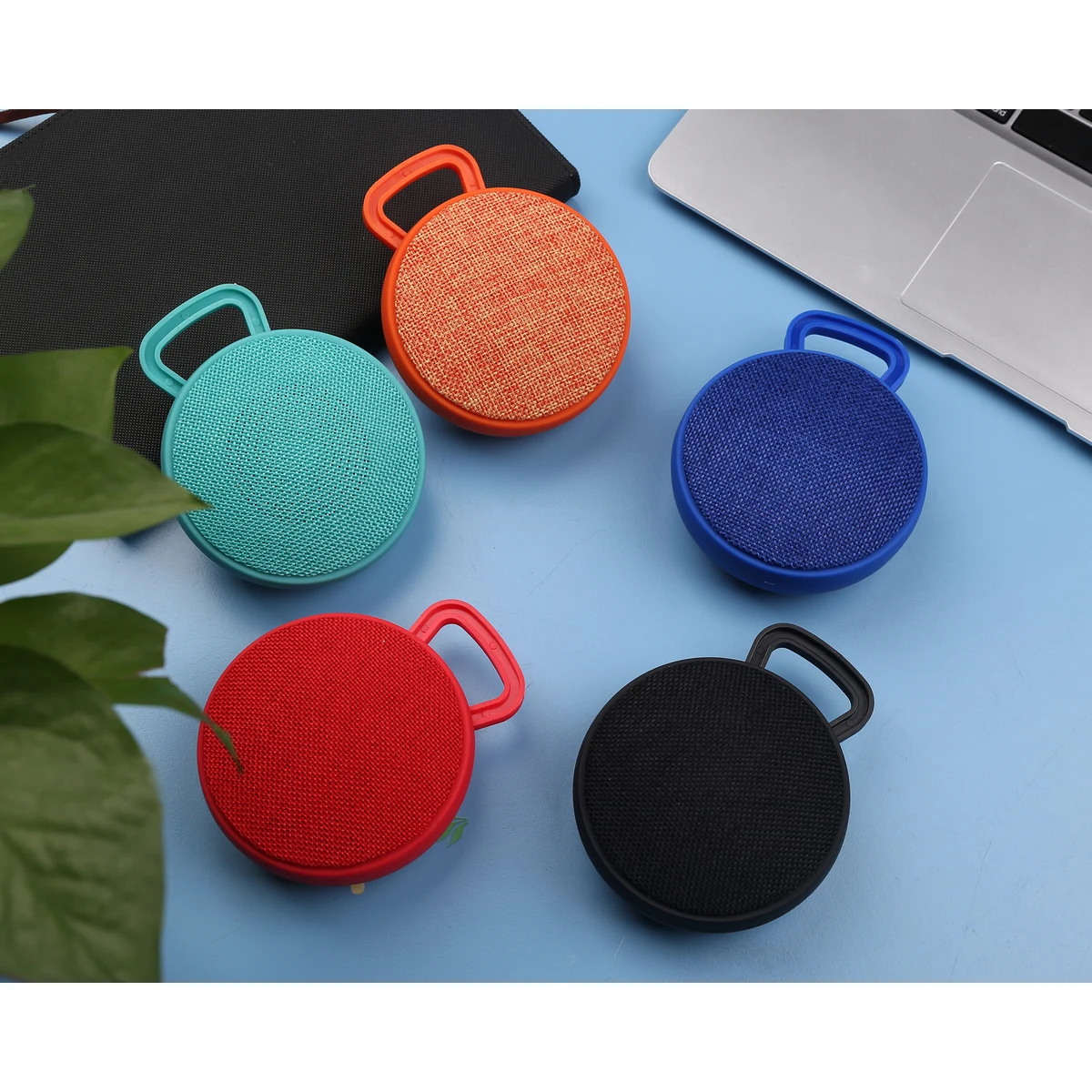 Round Fabric Wireless Bluetooth Speaker with Carabiner 1