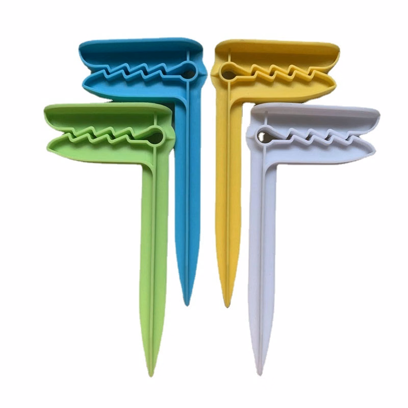 Beach Towel Anchor Stakes Clip