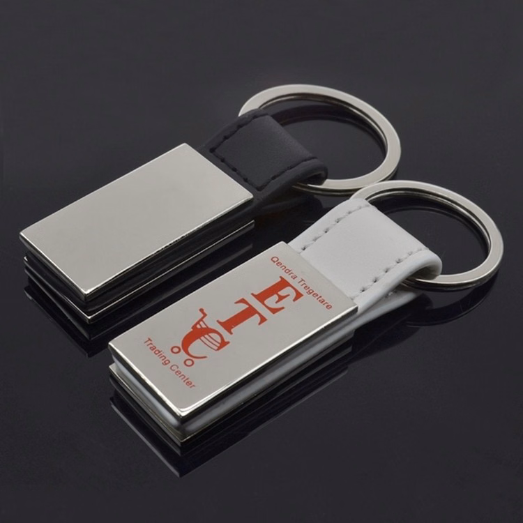 PU Leather Interlayer Zinc Alloy Custom Key Chains / Rings