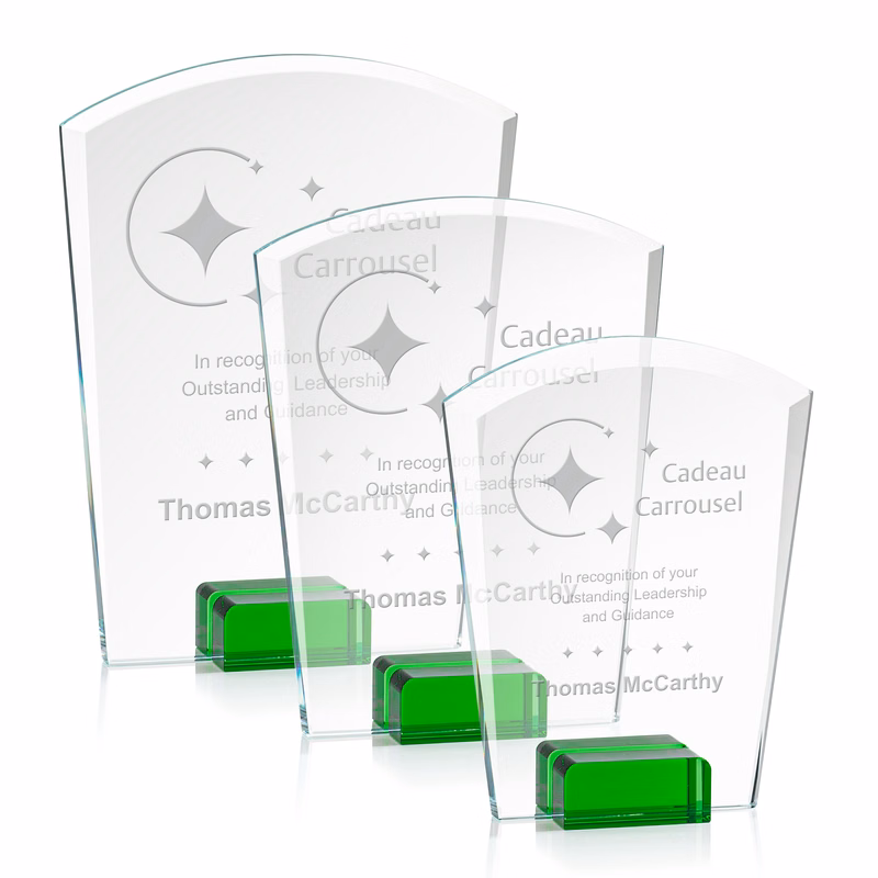 Lola Award - Green