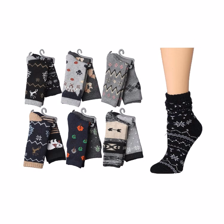 Women's Crew Socks - Holiday Designs Size 9-11 2 Pack