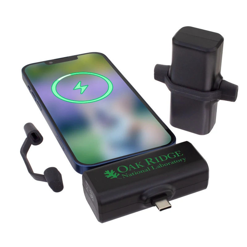 1800 mAh Power Bank with 2 Built-In Connectors 1