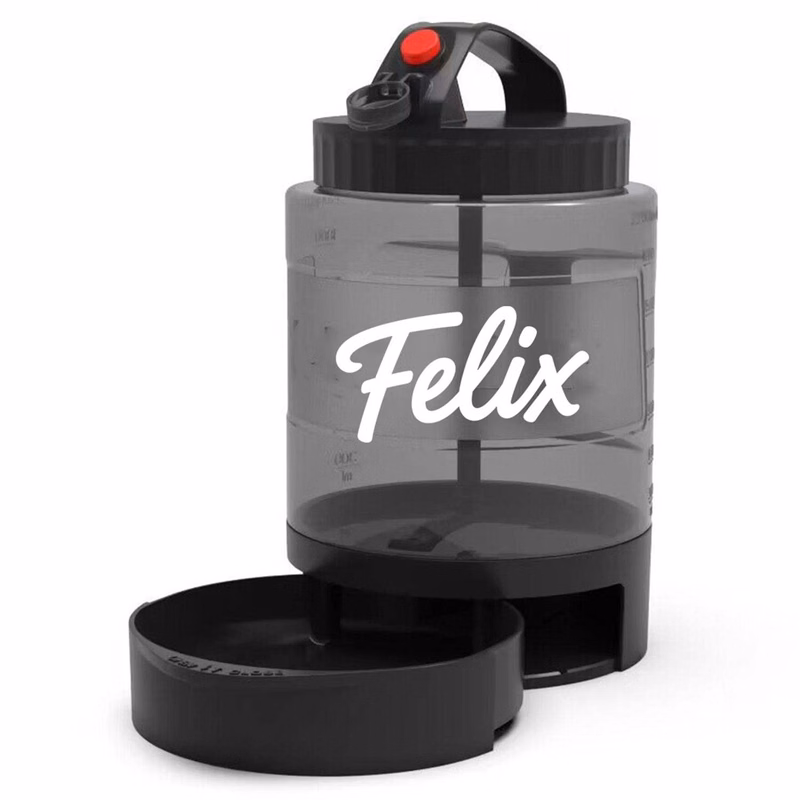 77oz Large Capacity Pet Water Dispenser Bottle for Outdoor