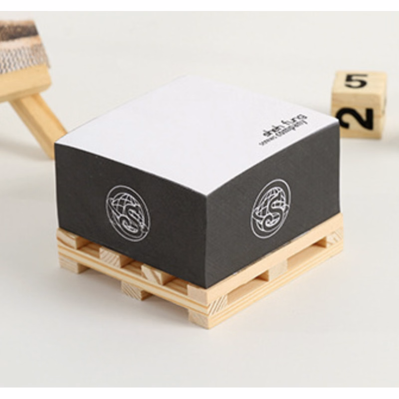 Sticky Notes With Square Wooden Pallet