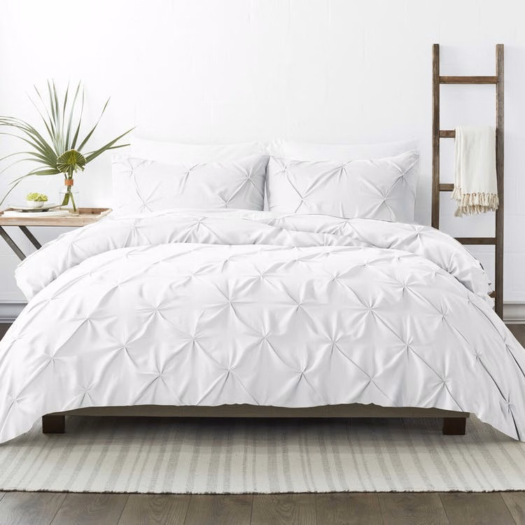 Pleated Duvet Cover Sets - White Full-Queen 3 Piece